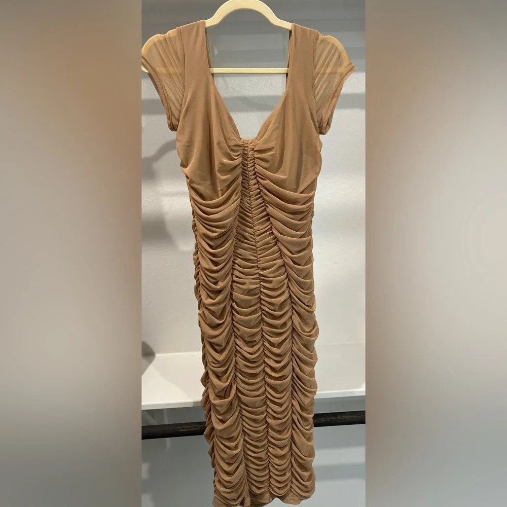 NWT Ruched Midi Dress - Picture 3 of 5